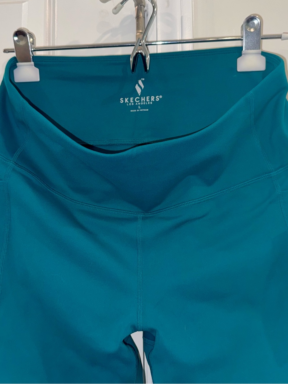 Skechers Go Walk Women’s Teal High-Rise Active Leggings size large. NWT